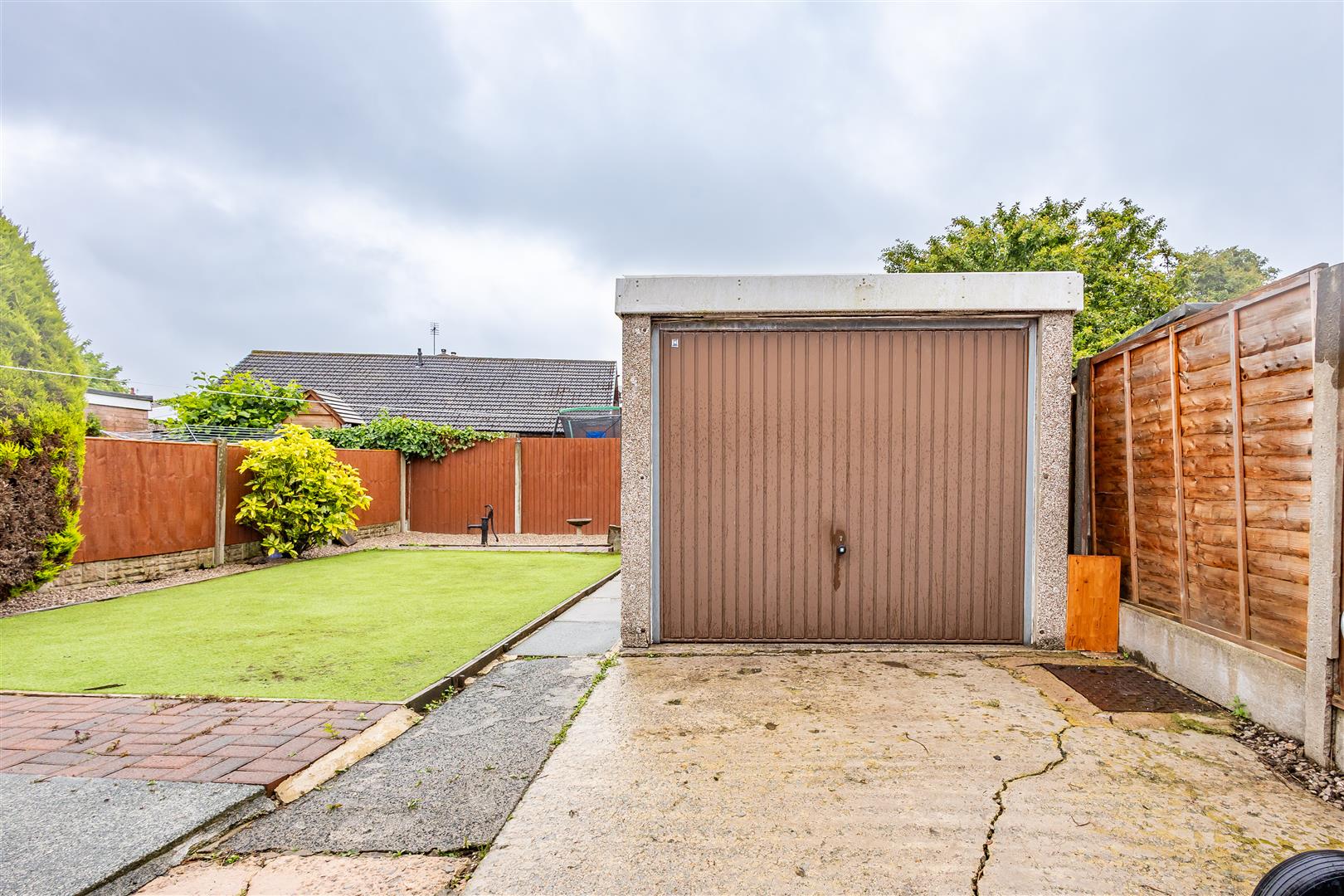 2 bed property in Richmond Road, Chorley